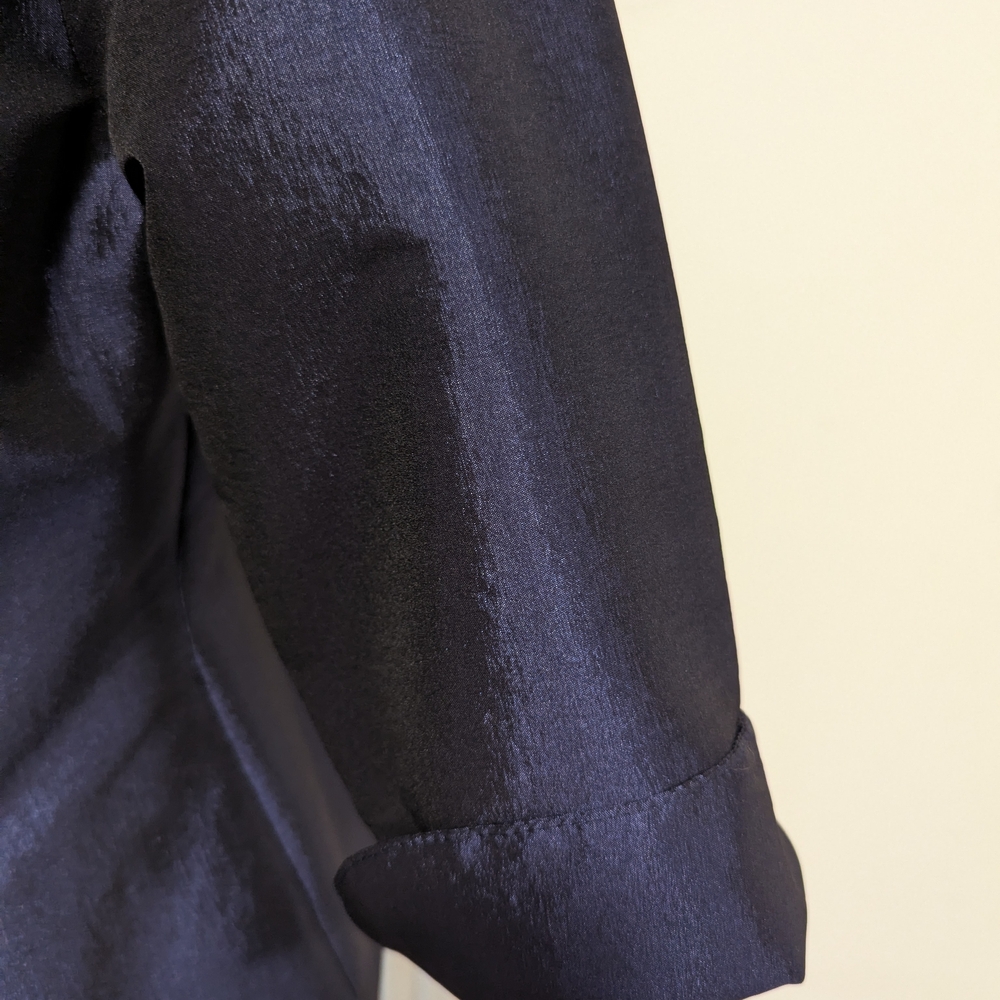 Elegant Ruffled Blazer - Picture 6 of 9